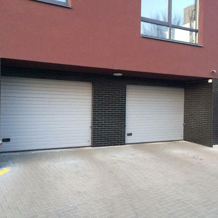Spacious Apartment Close To The Old Town Vilnius Exterior photo