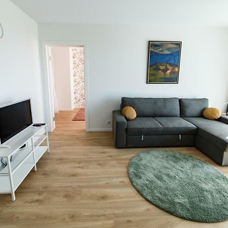 Spacious Apartment Close To The Old Town Vilnius Exterior photo